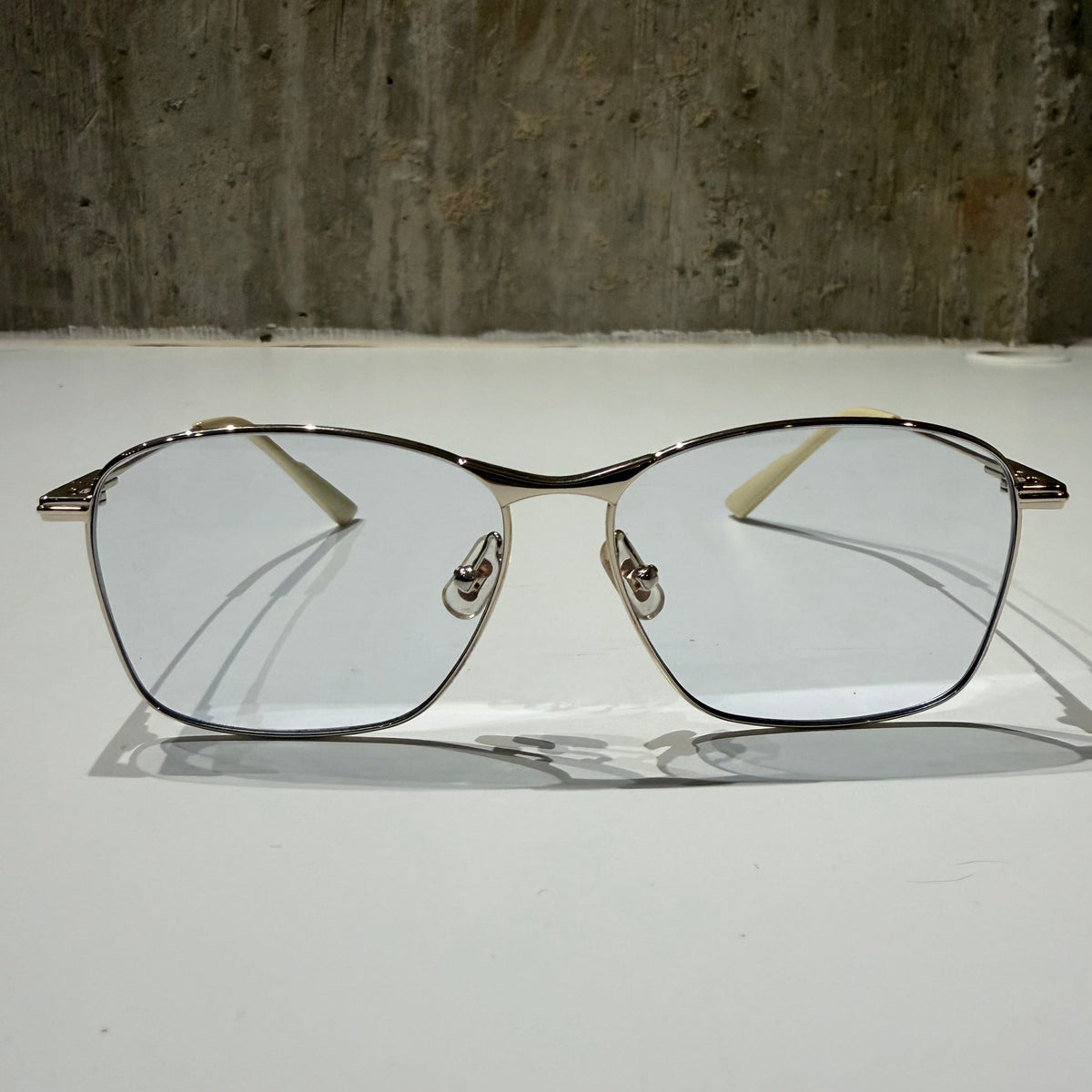 Gentle Monster Mora Sunglasses accessories