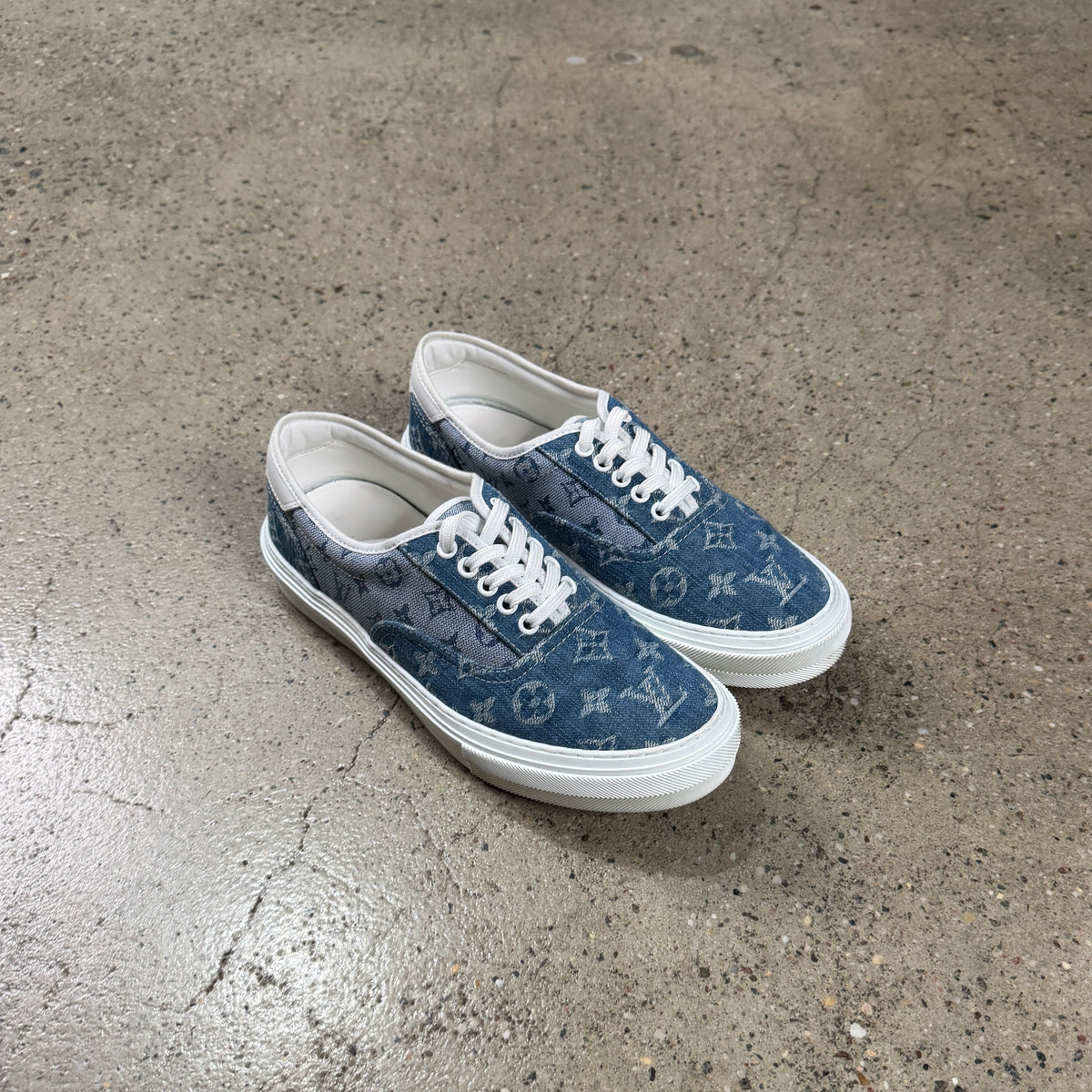 Louis Vuitton Trocadero Low Top Sneakers