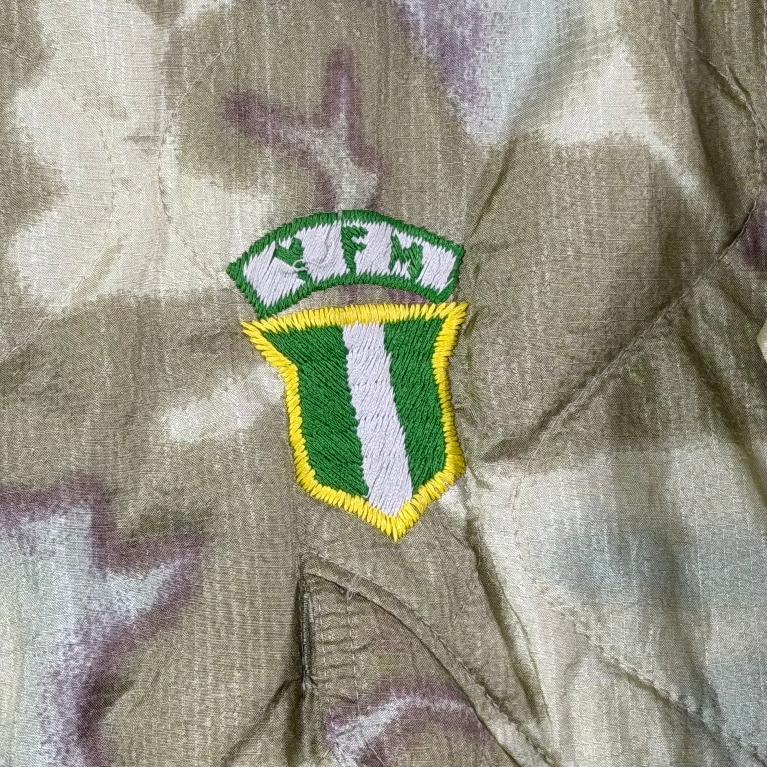 Y's AW05 Reversible Bomber