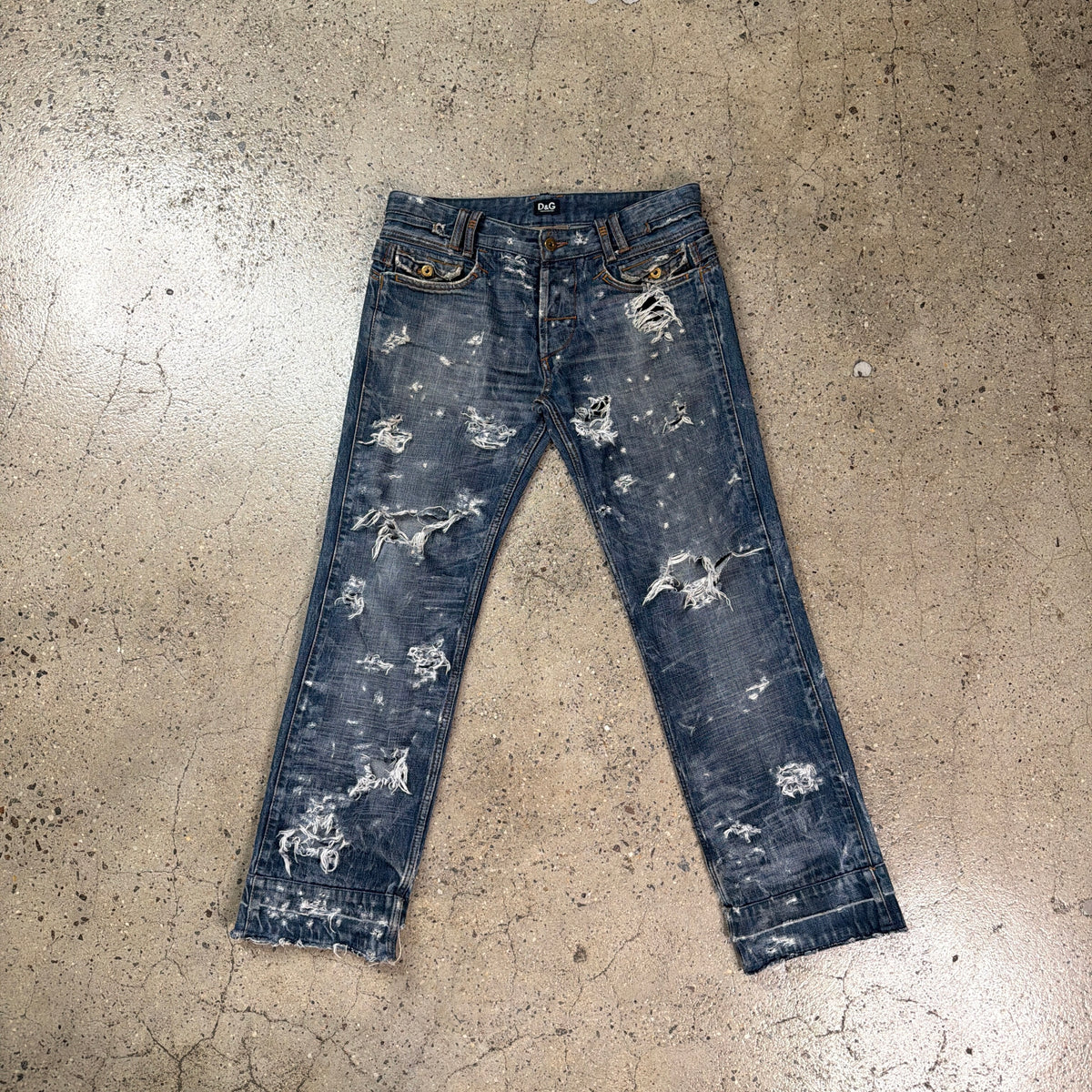 D&G Distressed Straight Leg Jeans