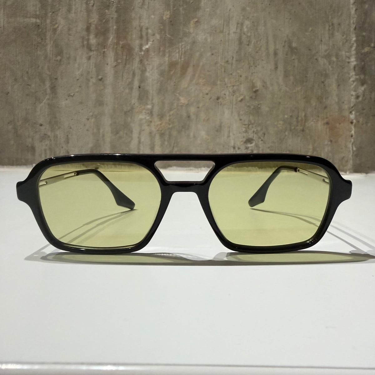 Gentle Monster Kings 01 Sunglasses accessories