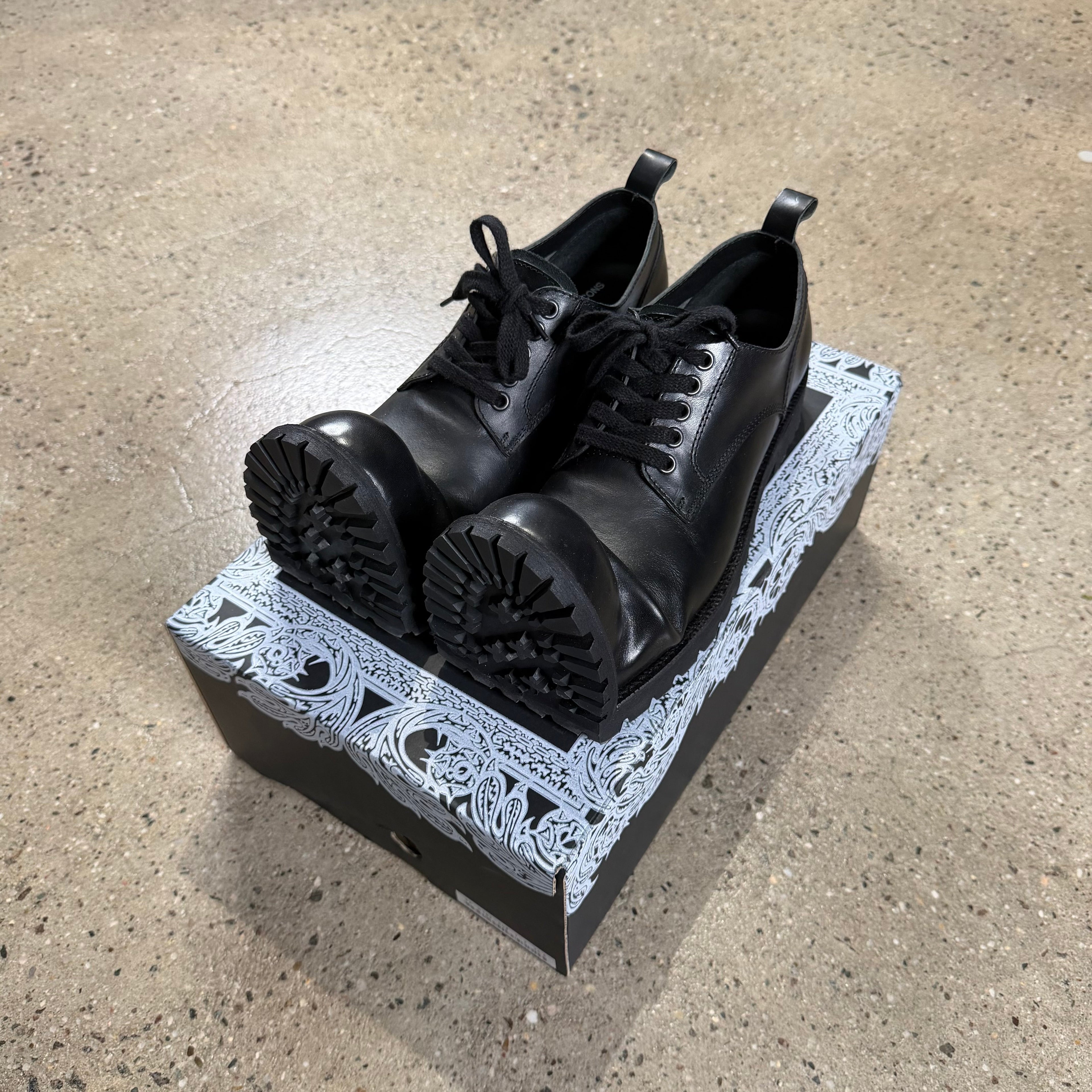 Comme Des Garçons X Kidslovegaite Derbies 8.5 footwear