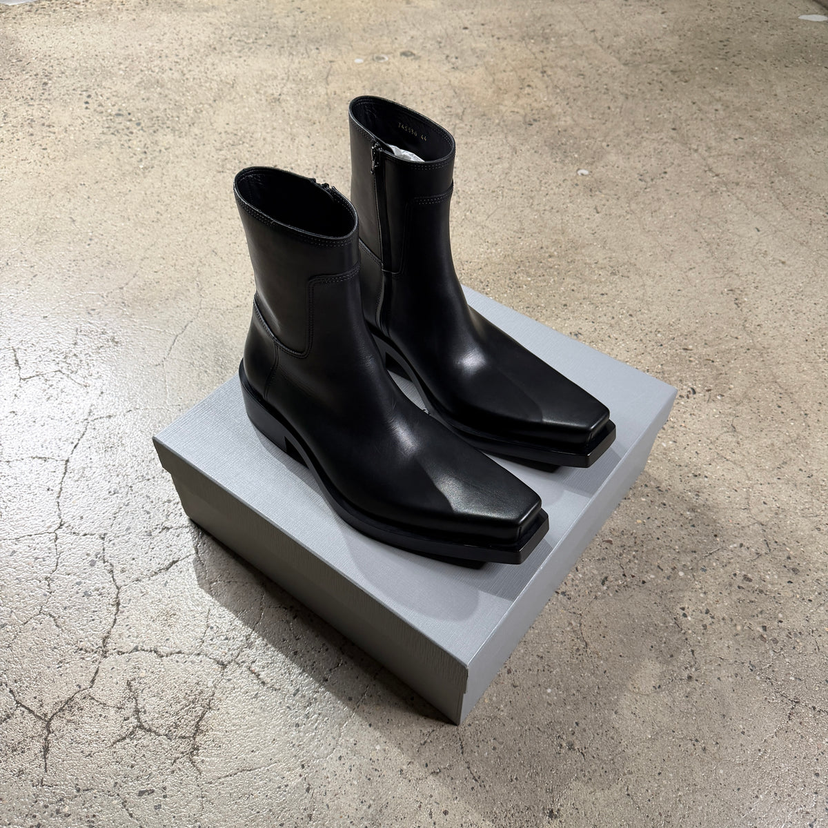 Balenciaga Santiago Leather Boots