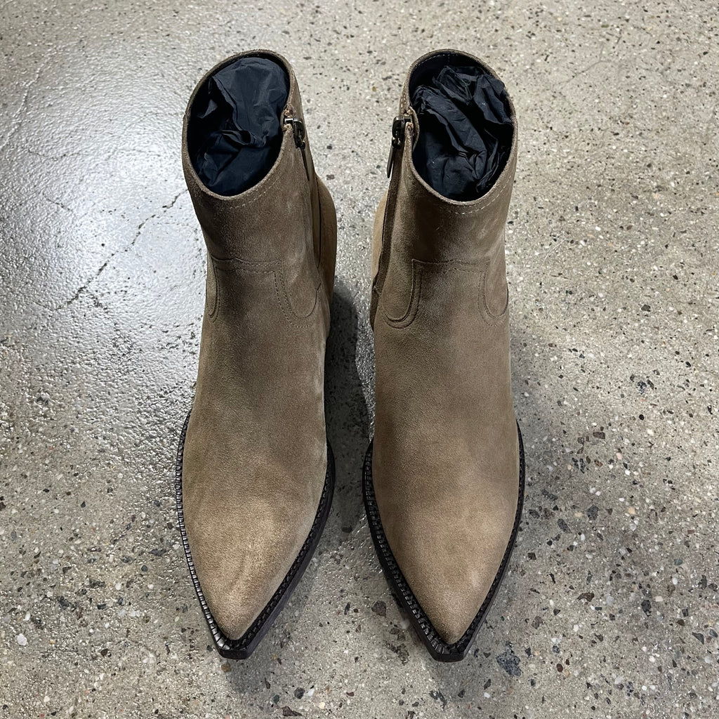 Saint Laurent Lukas Boots