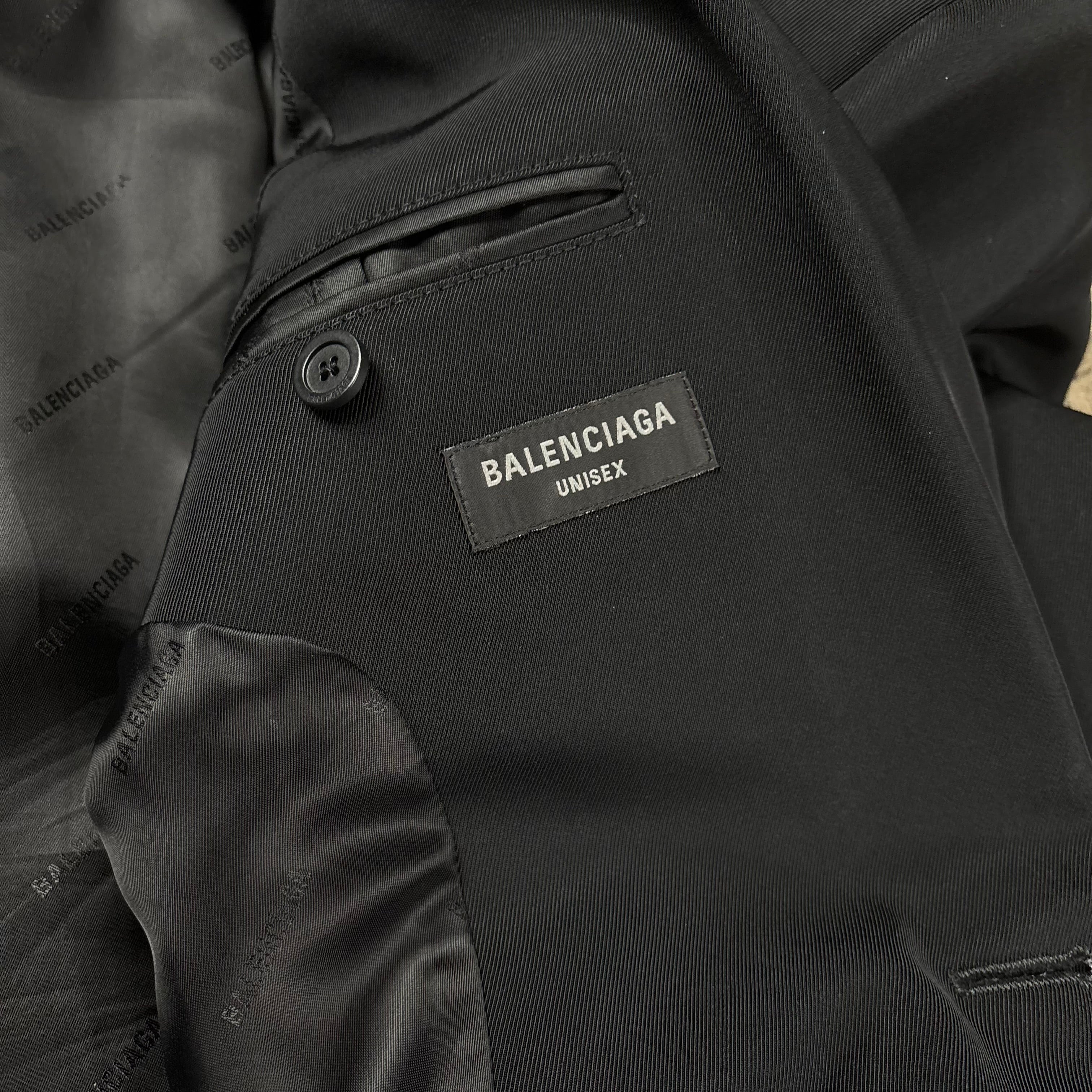 Balenciaga  Weighted Blazer