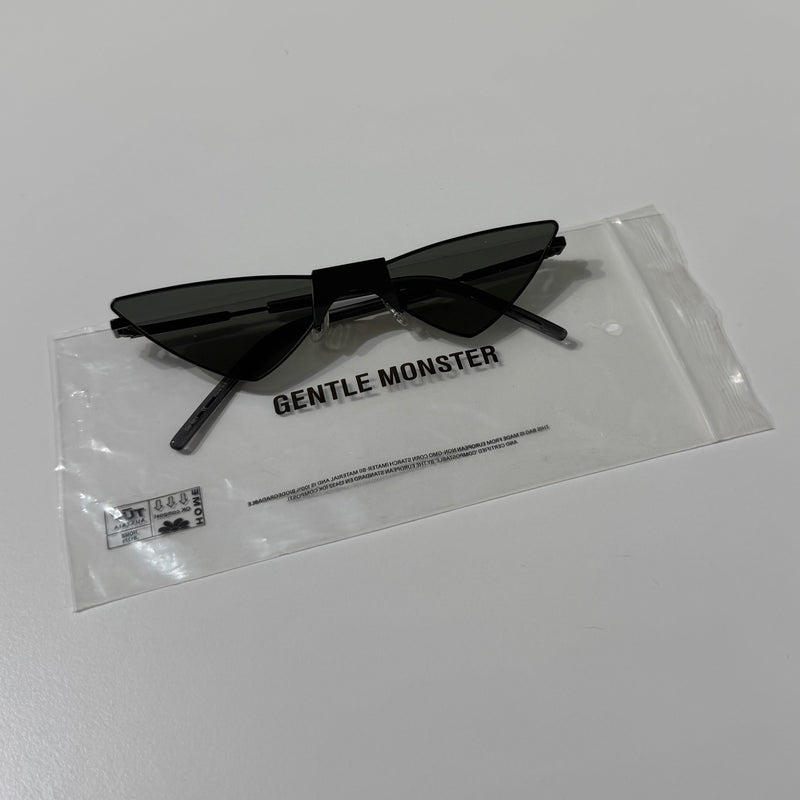 Gentle Monster Ribbon Sunglasses