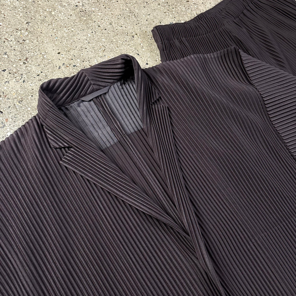 Issey Miyake  Pleated Suit 