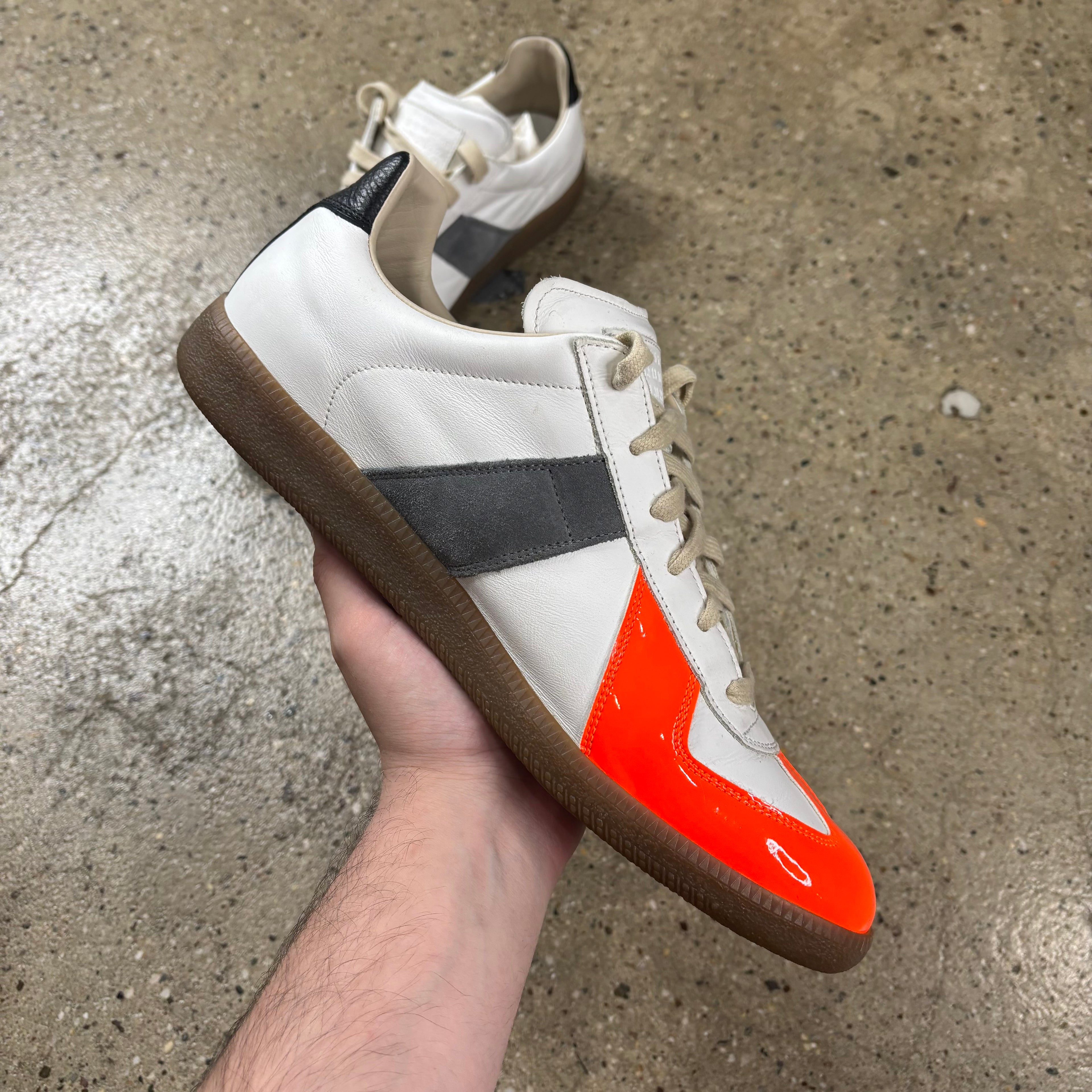 Maison Margiela  Orange Toe Gats