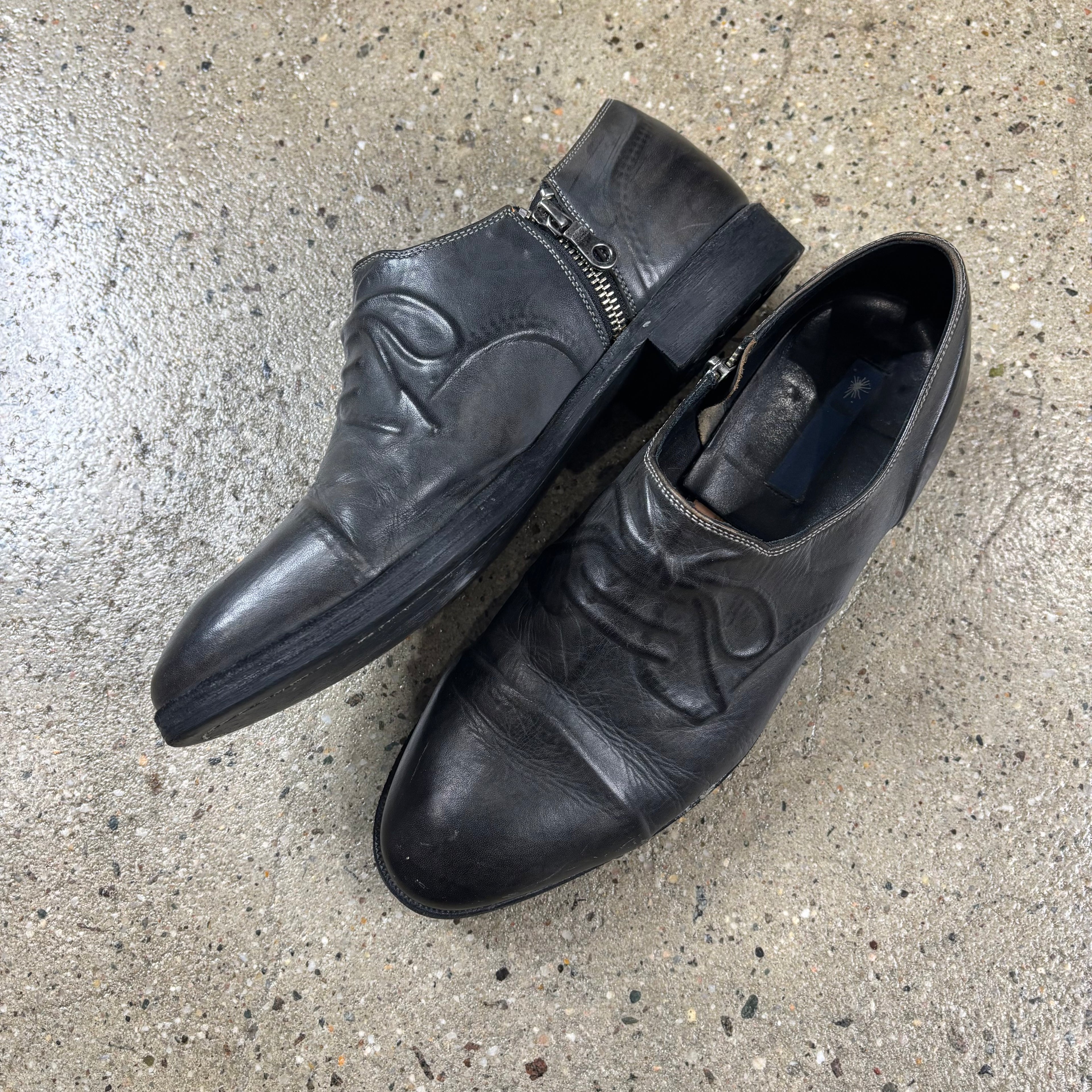 Mihara Yasuhiro Embossed Leather Dress Shoes