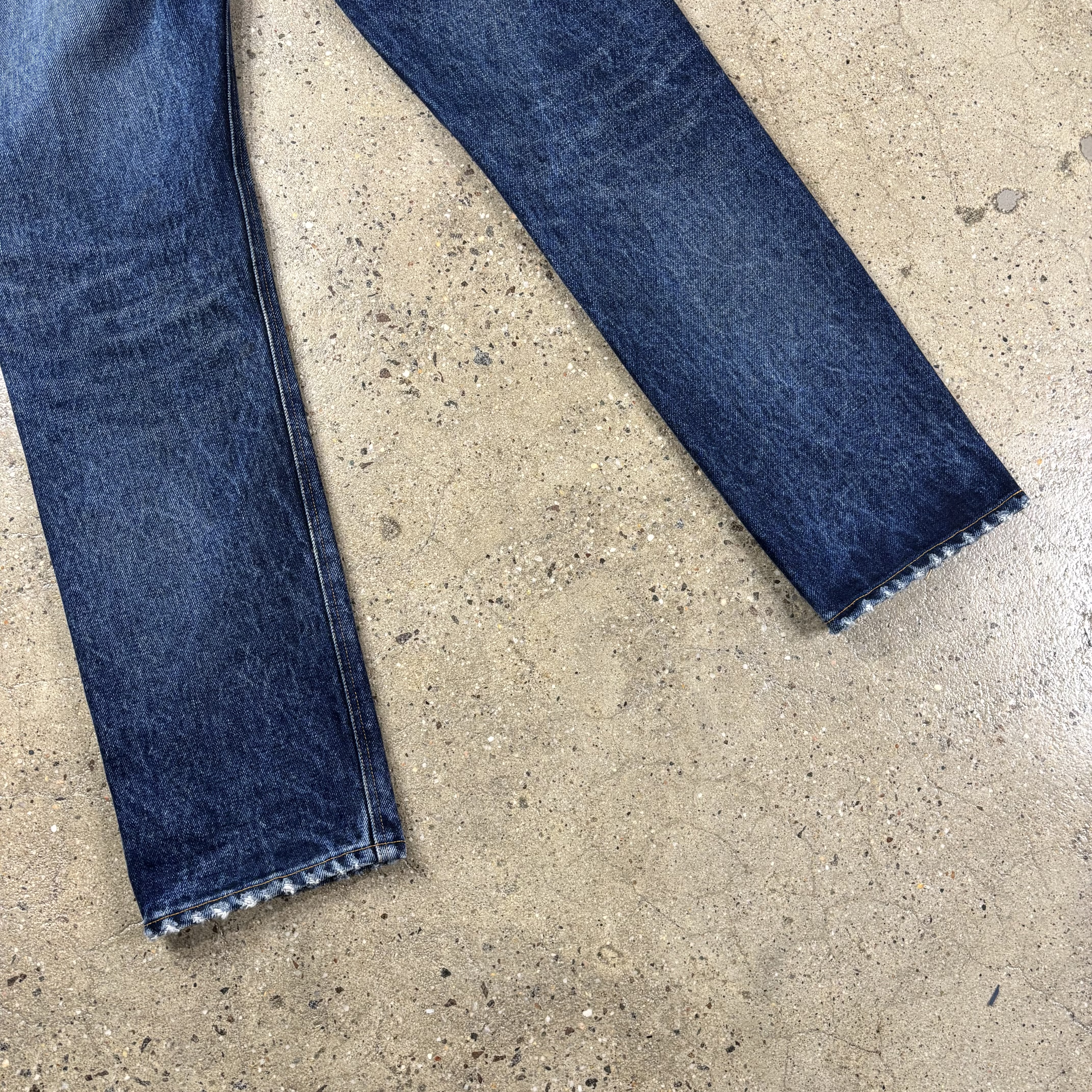Balenciaga Heavy Weight Faded Jeans - View 7