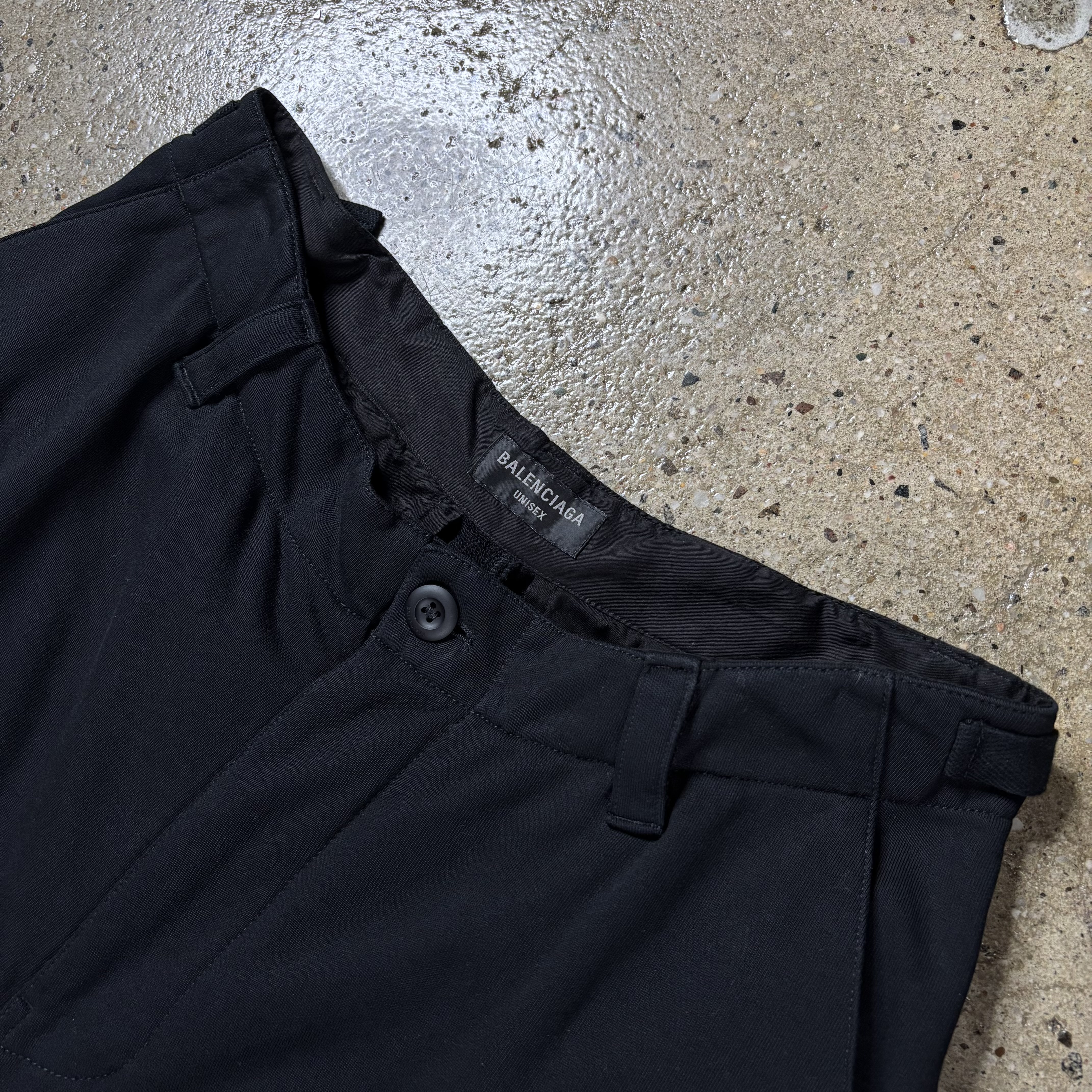 Balenciaga Multi Pocket Cargo Sweatpants - View 2