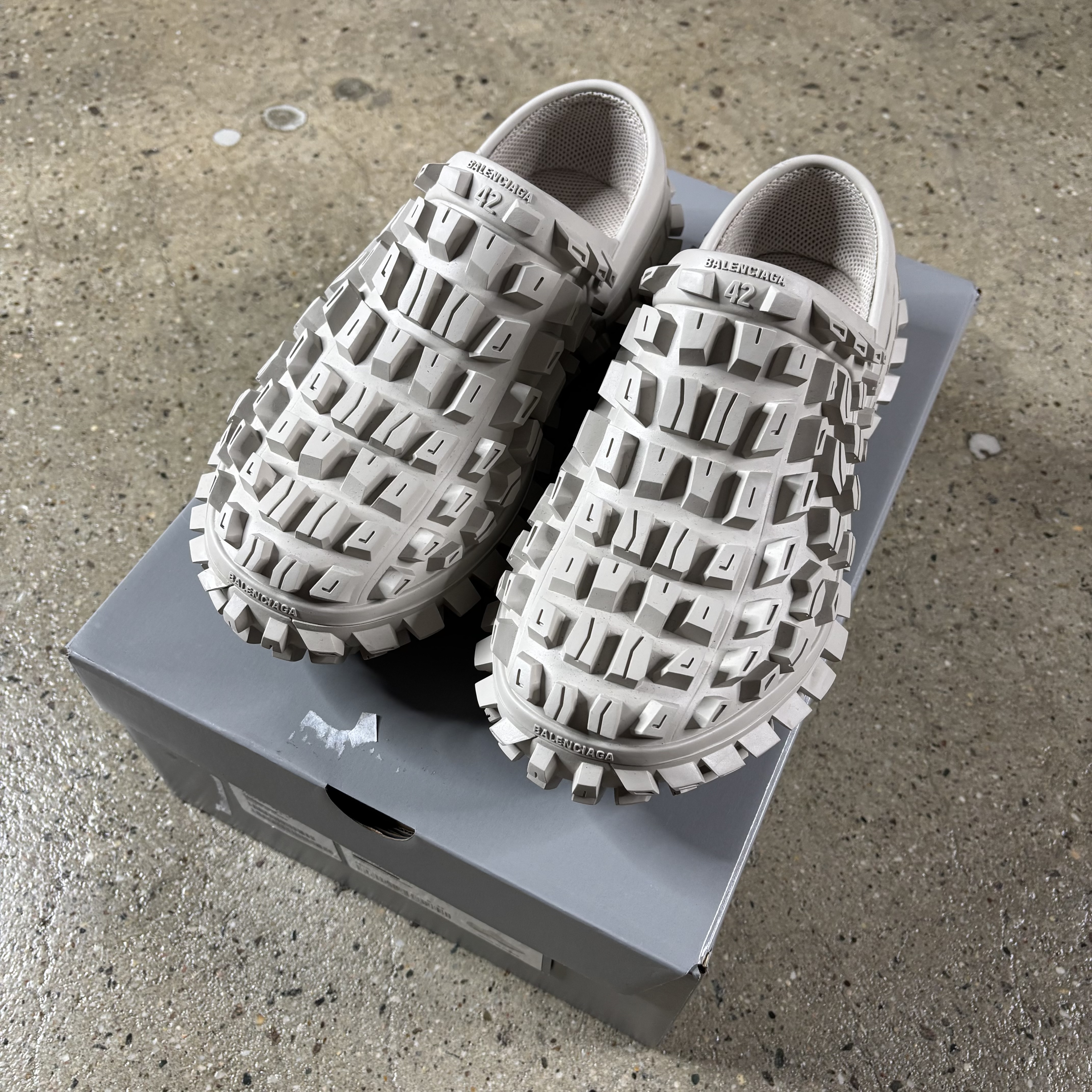 Defender Clog