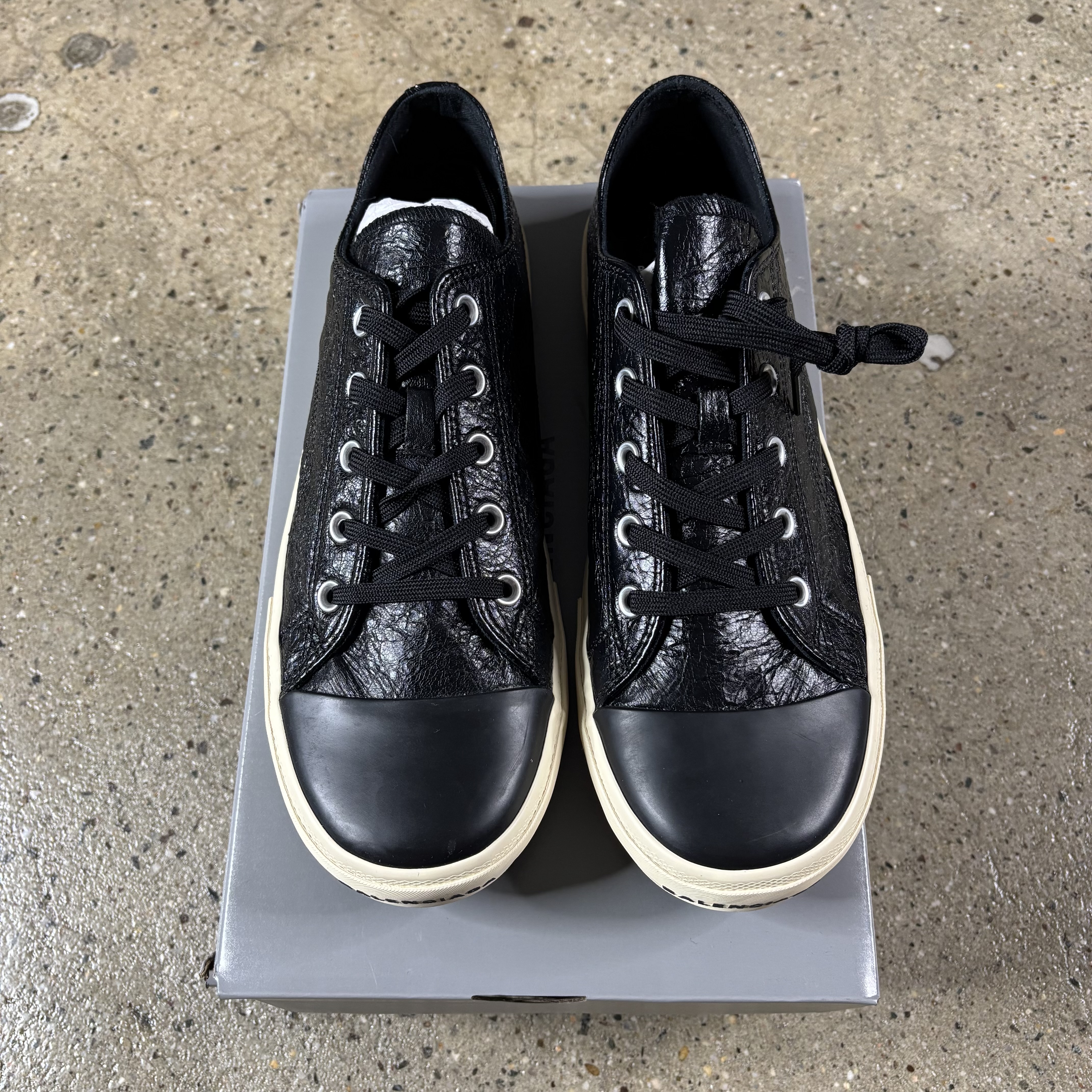 Balenciaga Arena Low Top - View 7