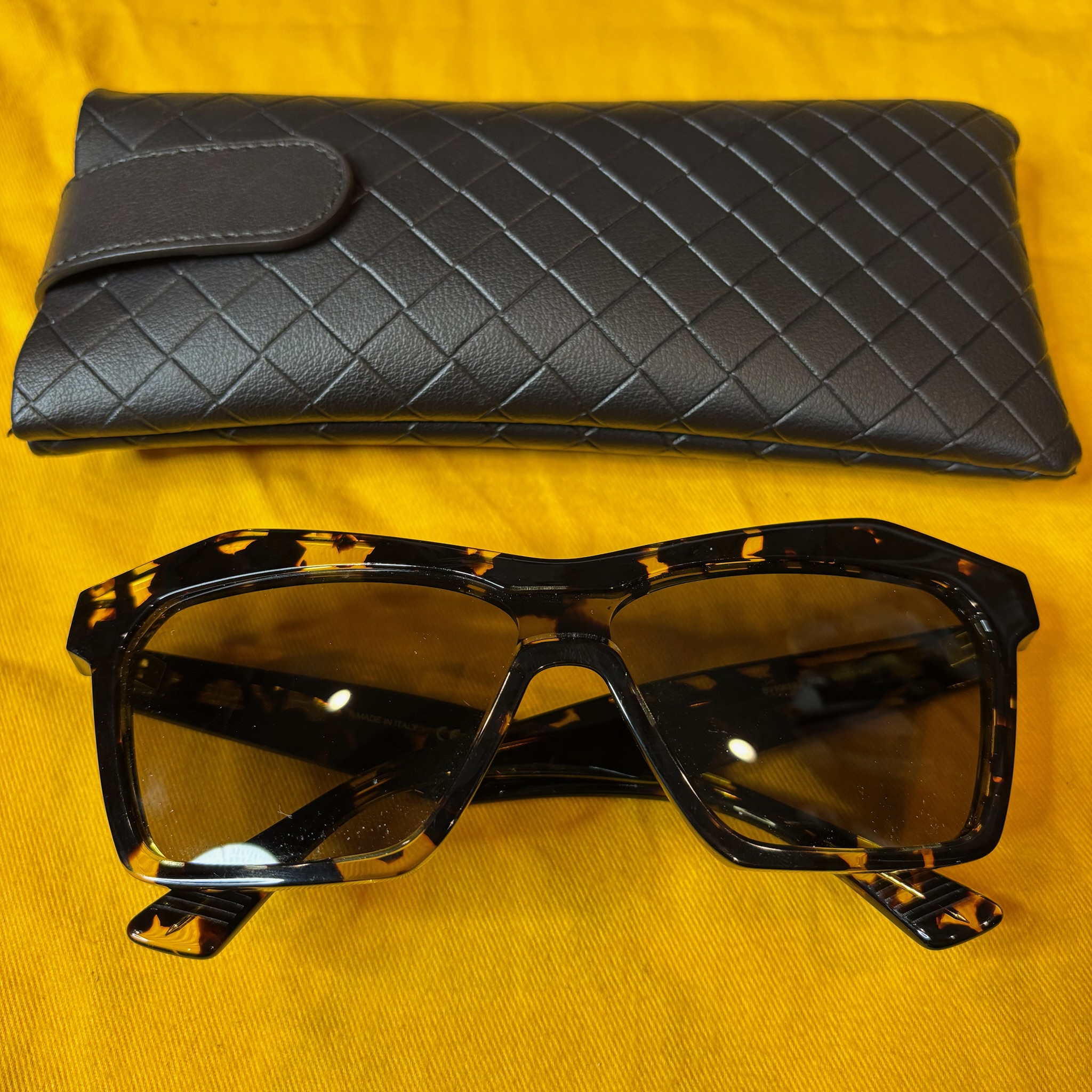 Cat Eye Frame Sunglasses