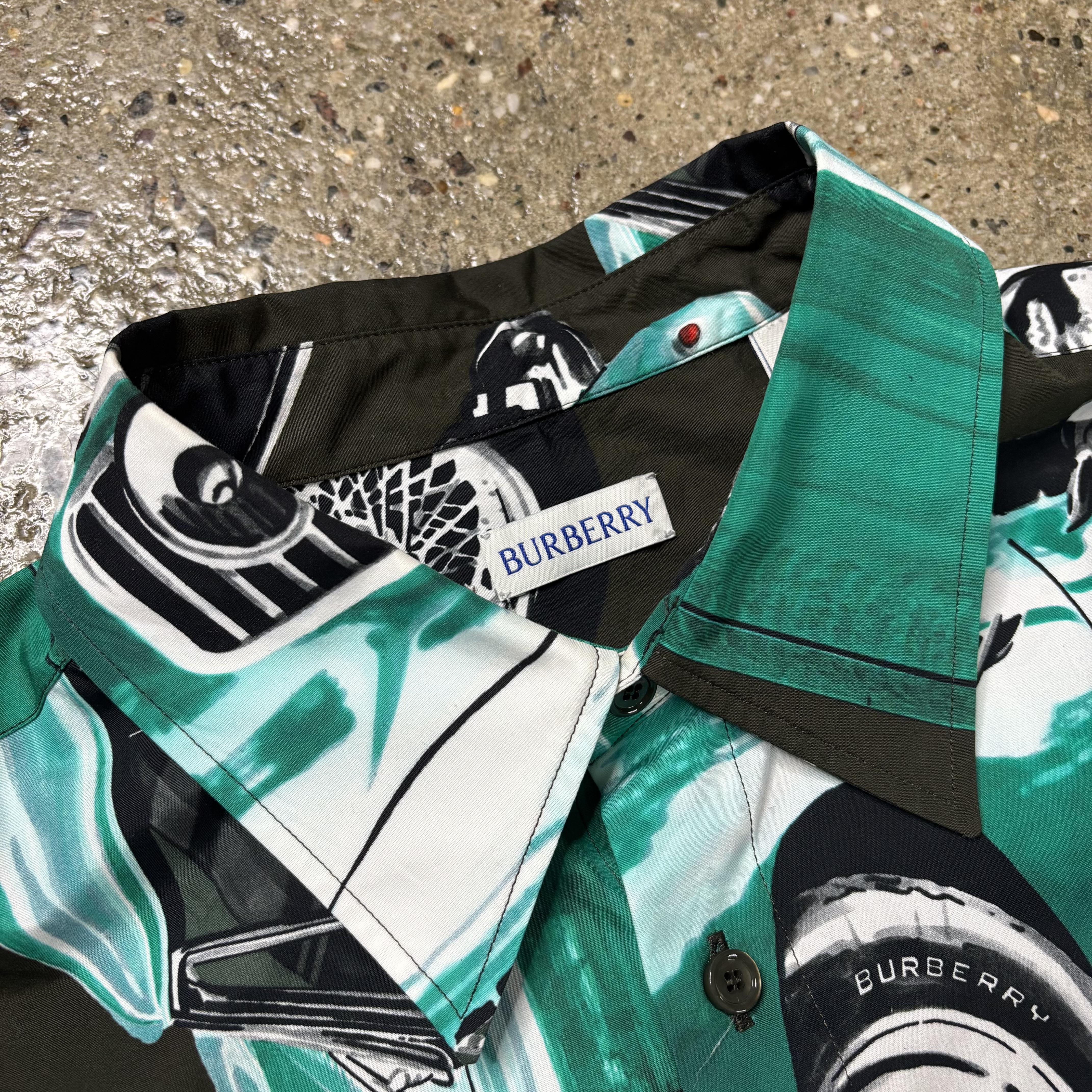 Burberry Car Print Sample Set - View 9