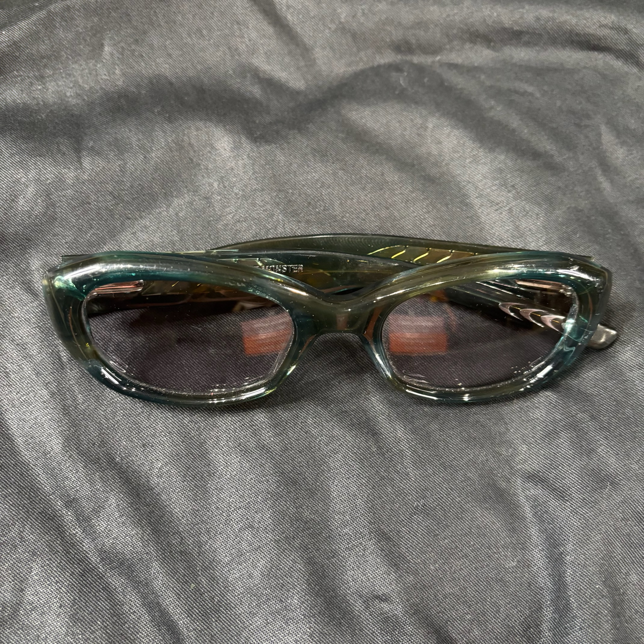 Scale Glasses