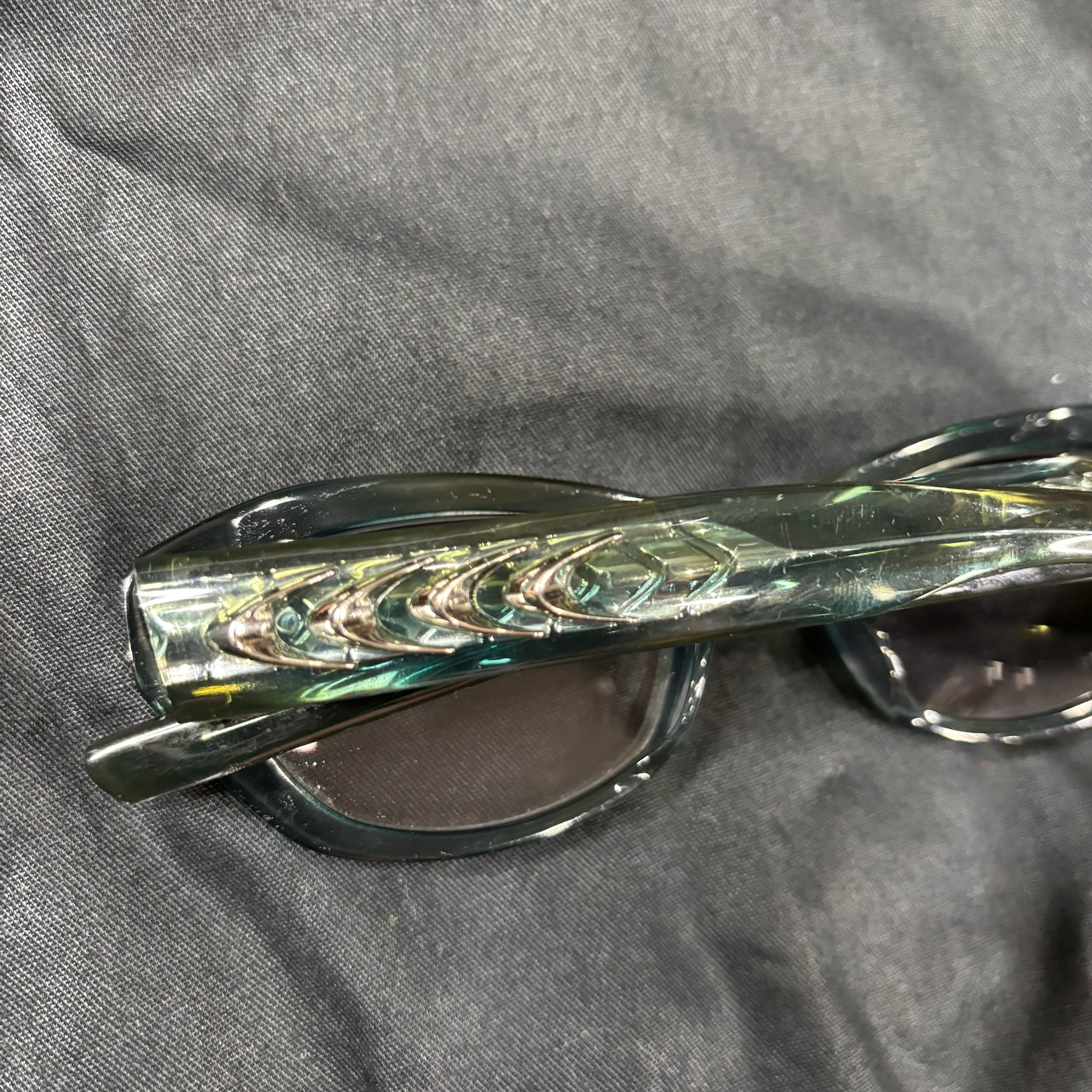 Gentle Monster Scale Glasses - View 3