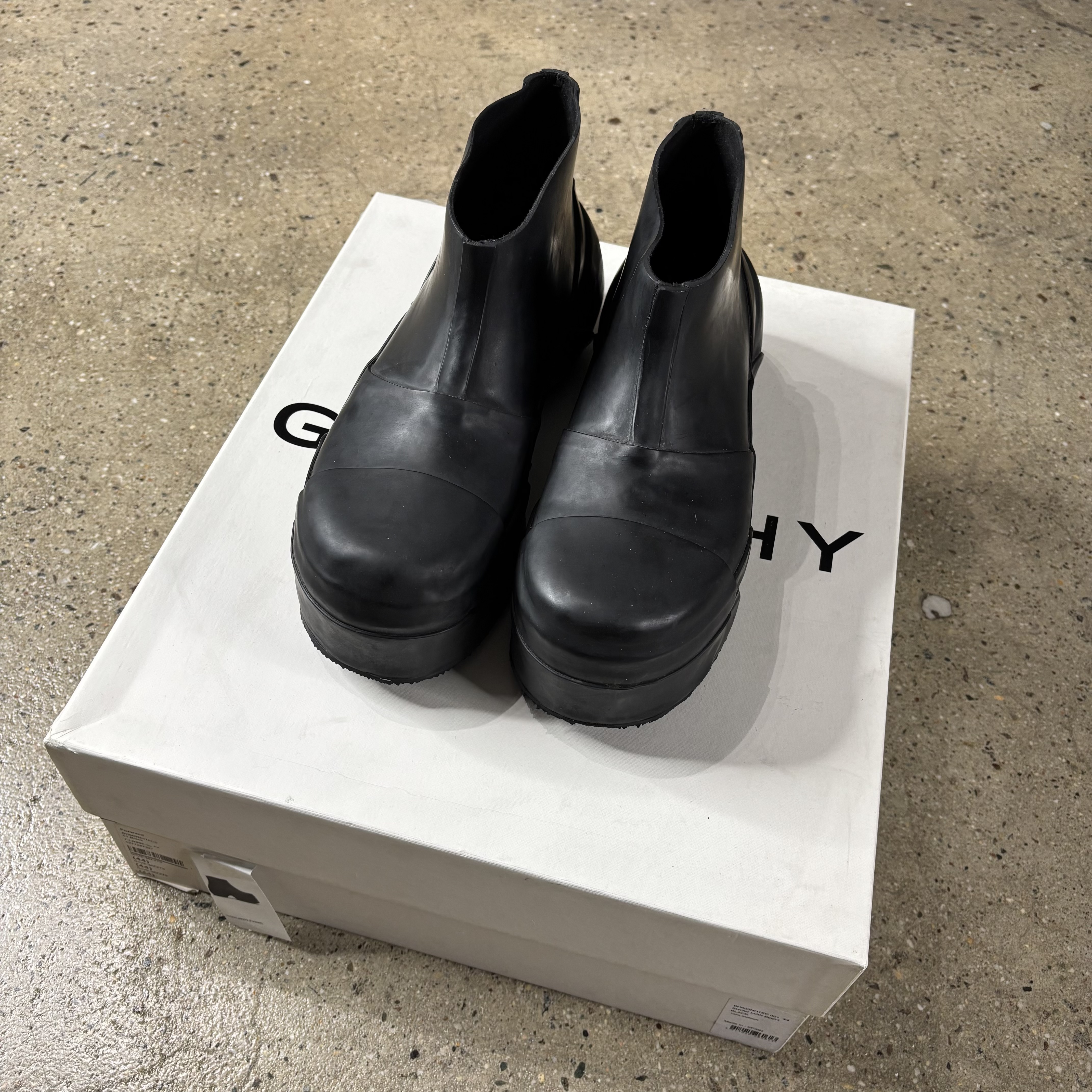 Givenchy Rubber Show Boots - View 2