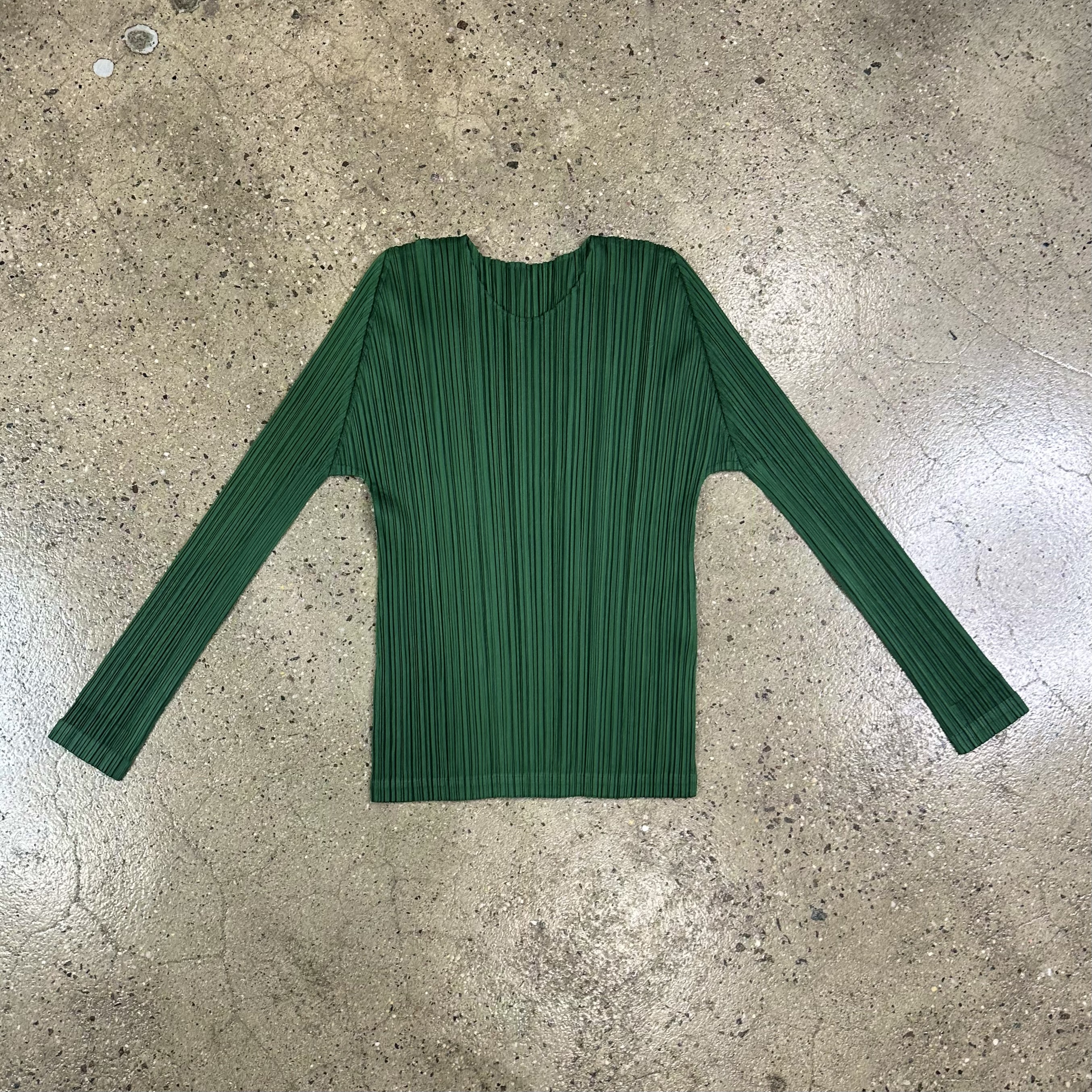 Pleated Green LS