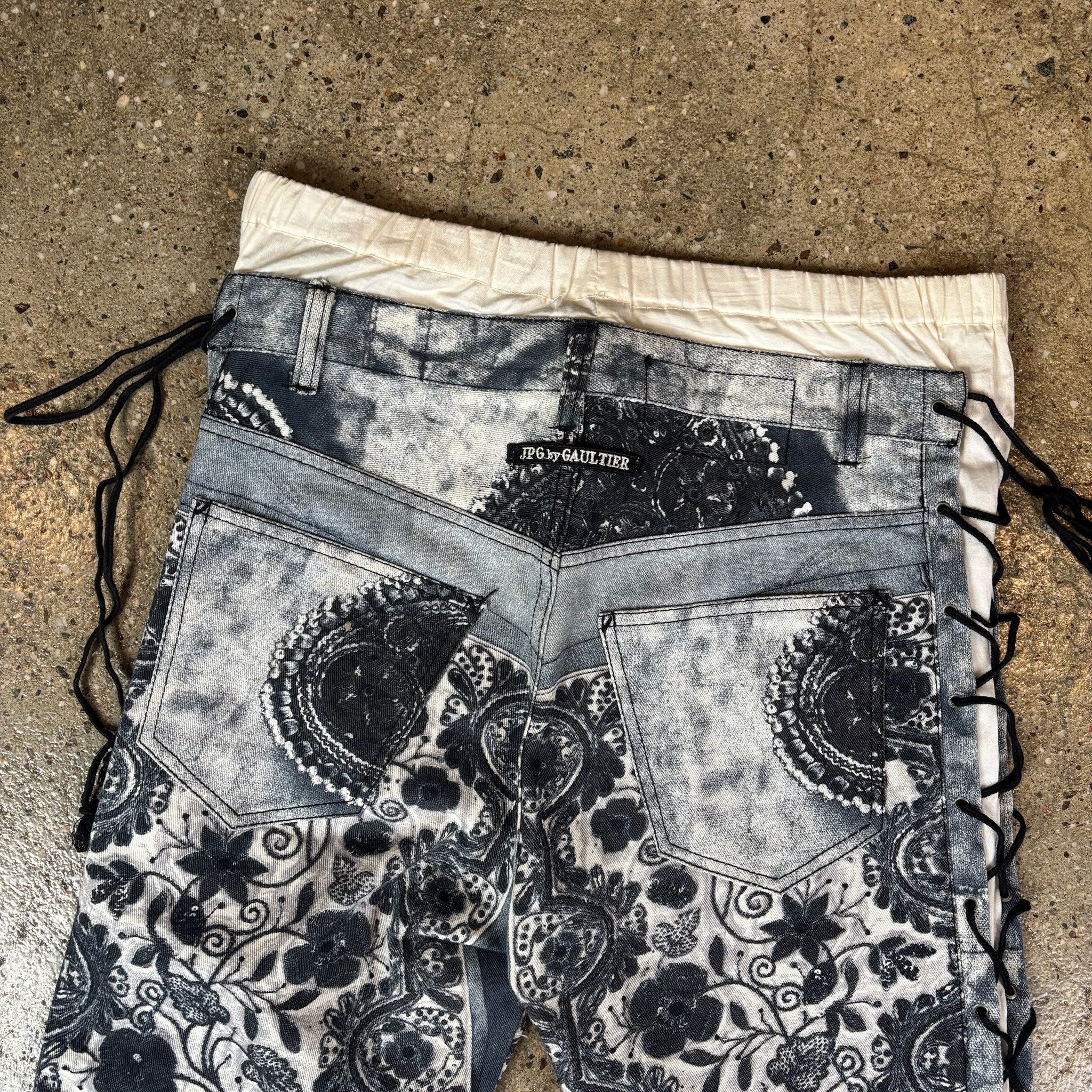 Jean Paul Gaultier Lace Set - View 10