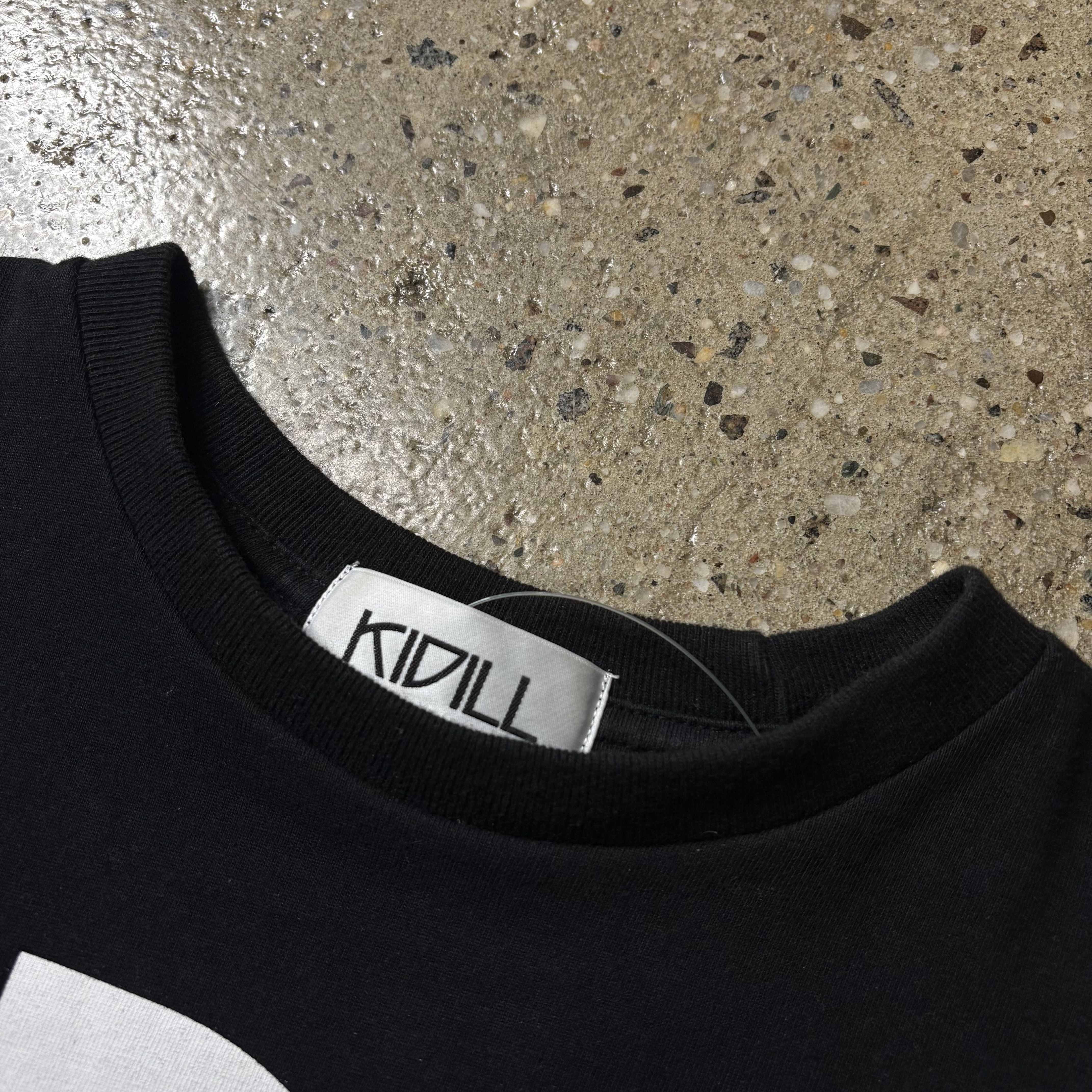 Kidill DC Anarchy Tee - View 4