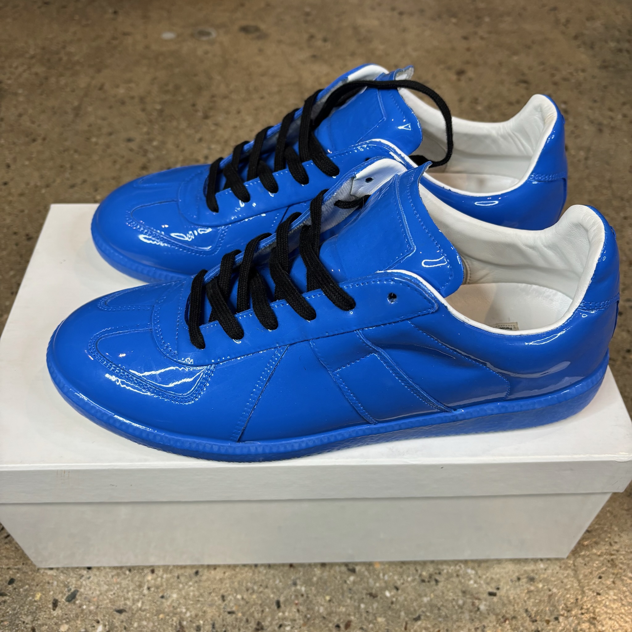 Maison Margiela Blue Dipped Gats - View 2