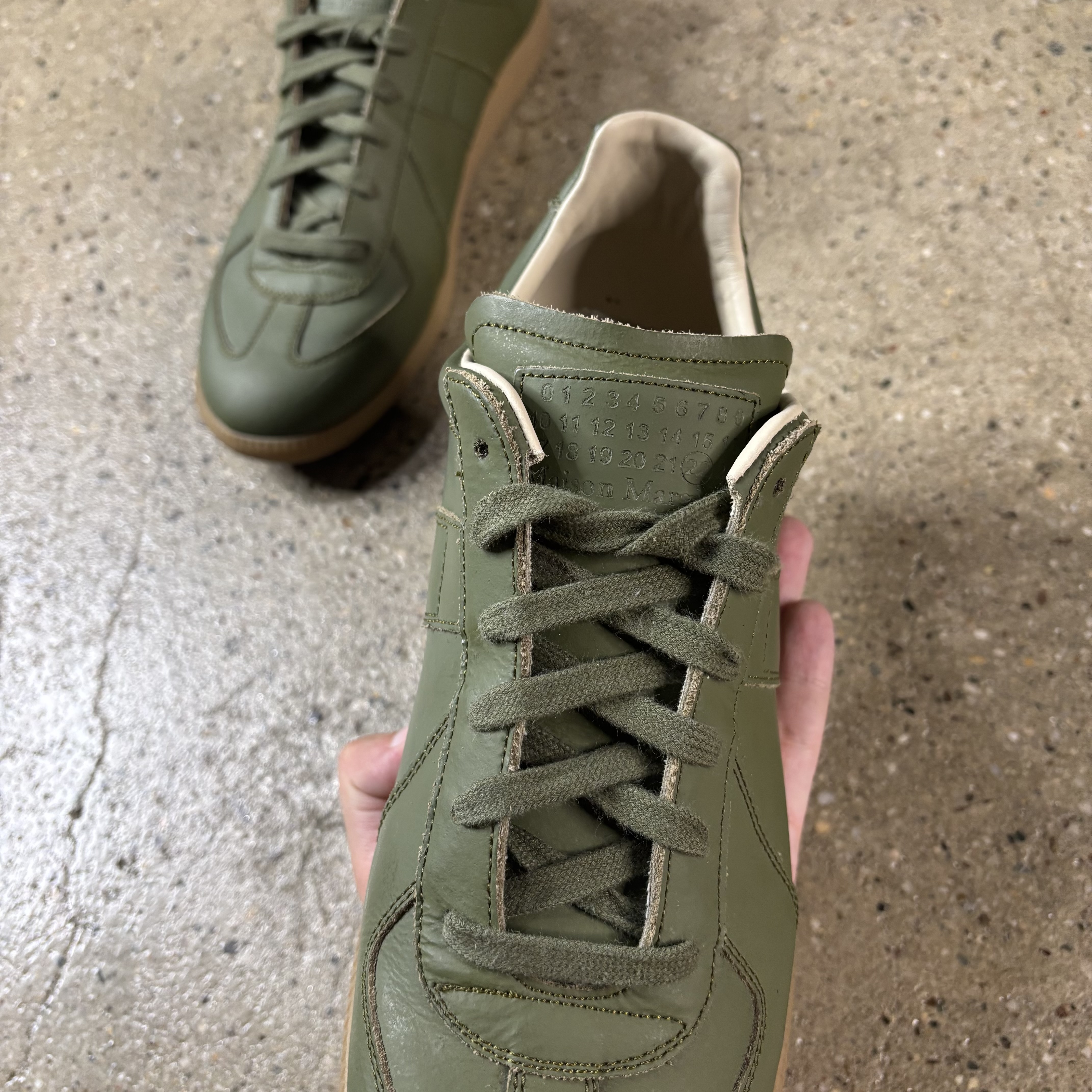 Maison Margiela "Replica" Gat Sneakers - View 5
