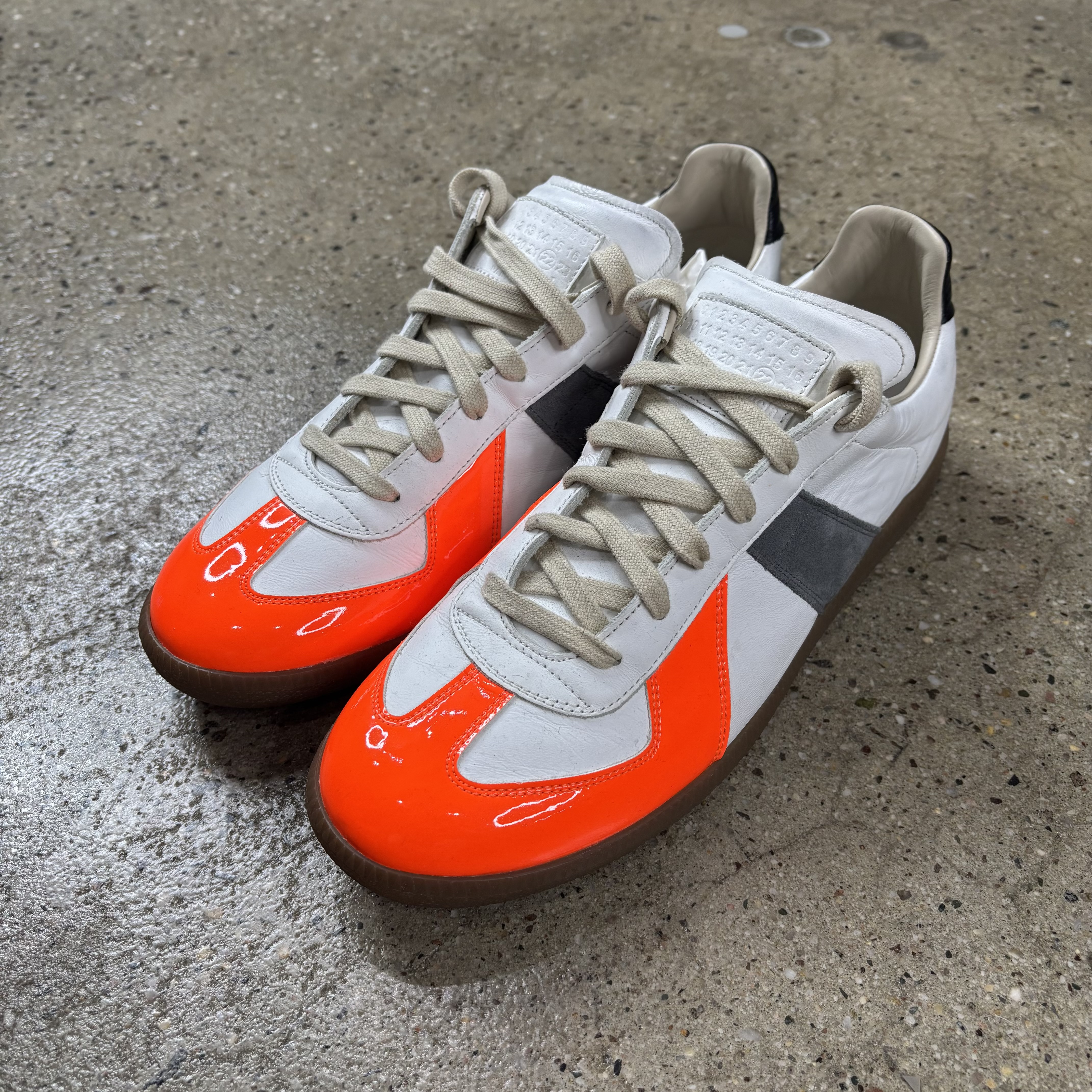 Orange Toe Gats