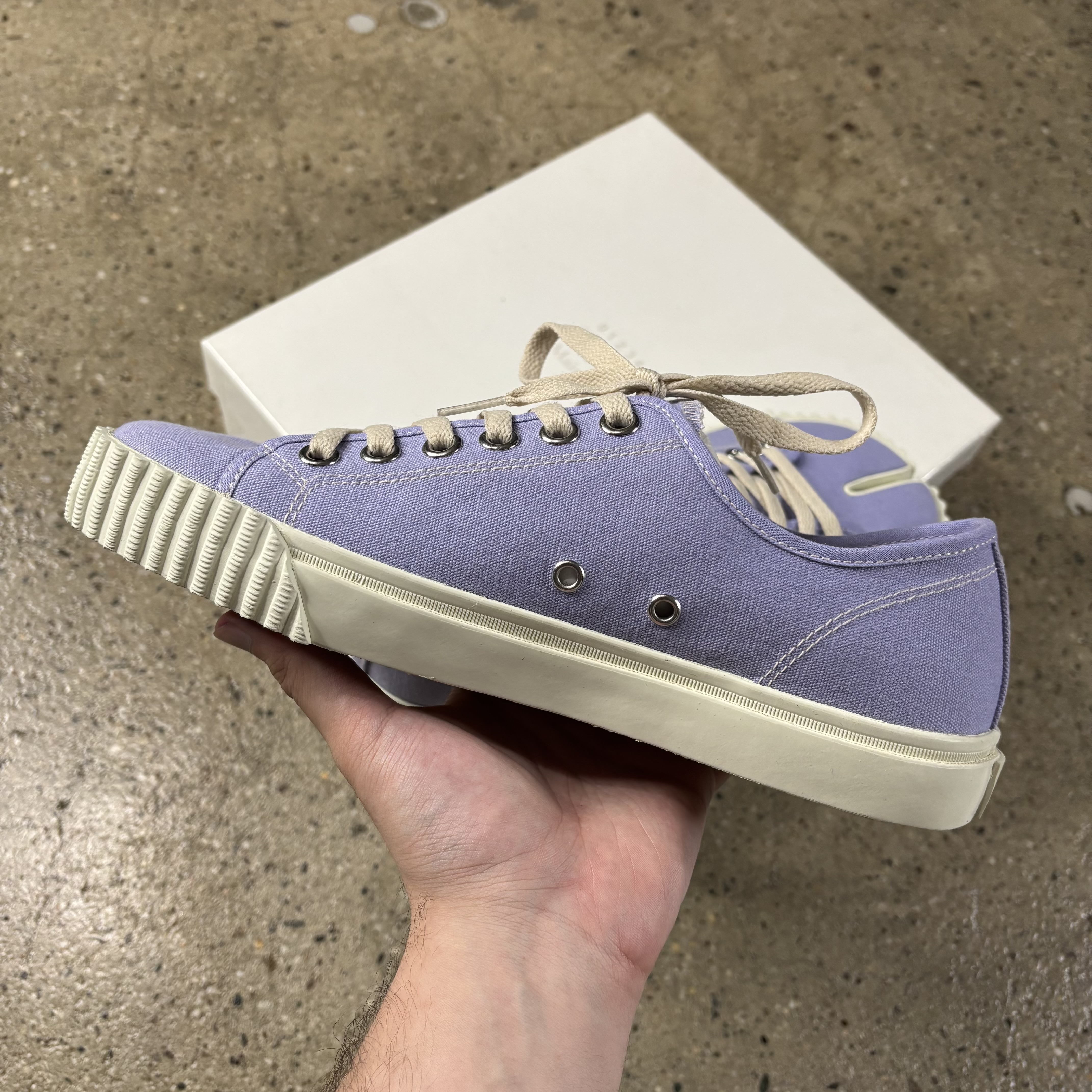 Maison Margiela Tabi Sneakers - View 5