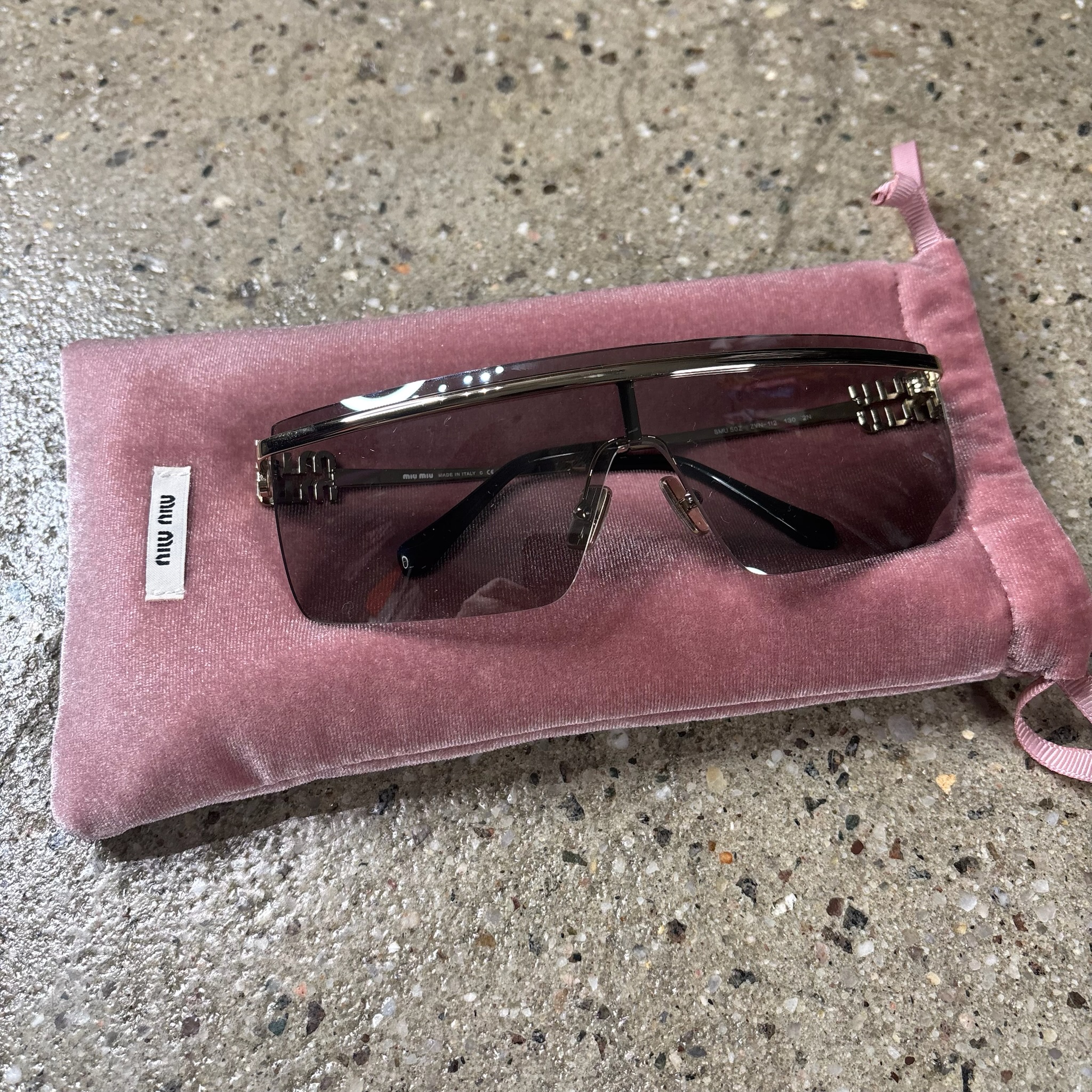Bar Shades