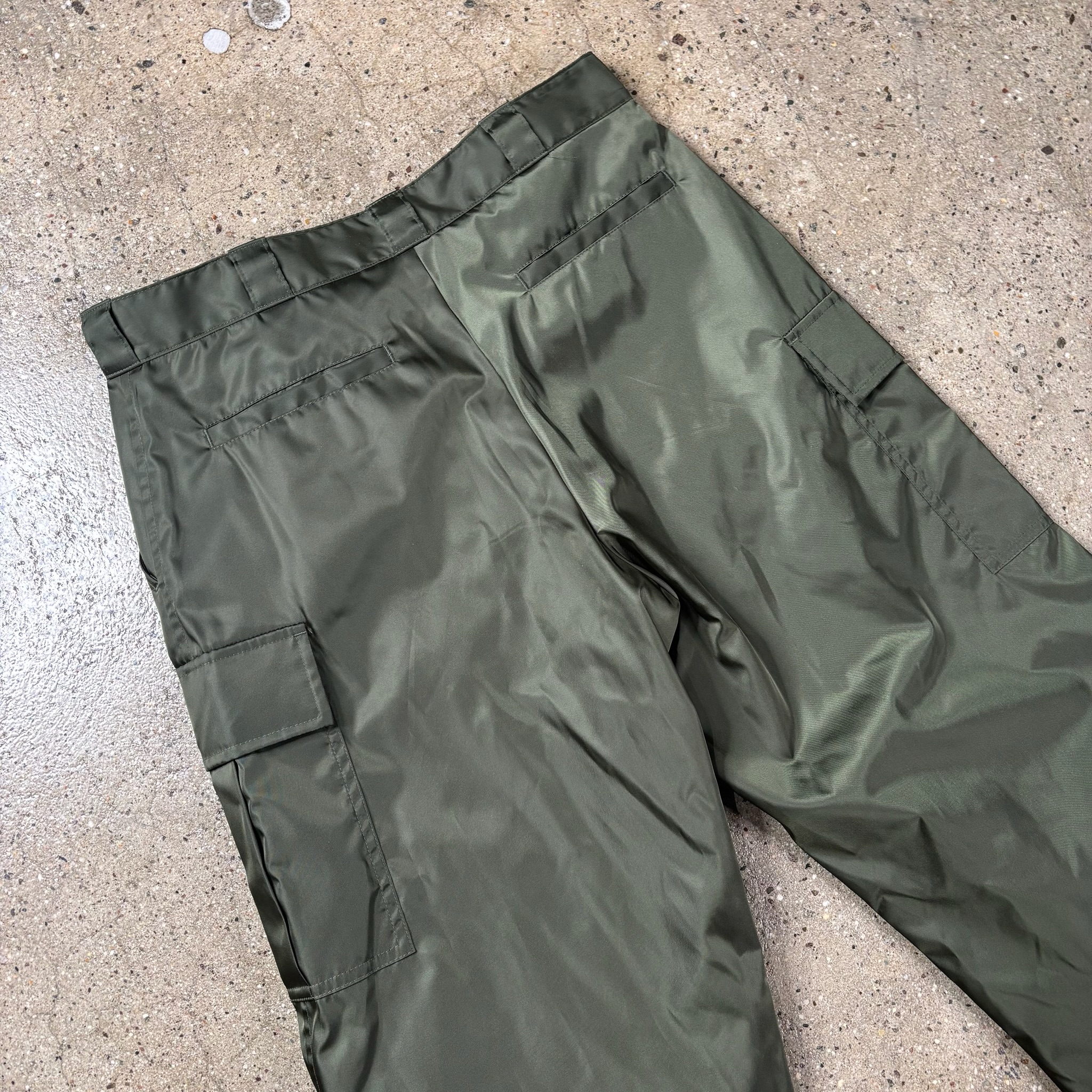 Prada Re-Nylon Cargo Pants - View 7
