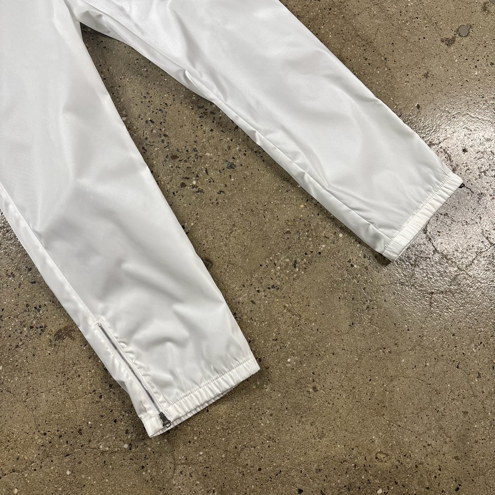 Prada Re-Nylon Pants - View 5