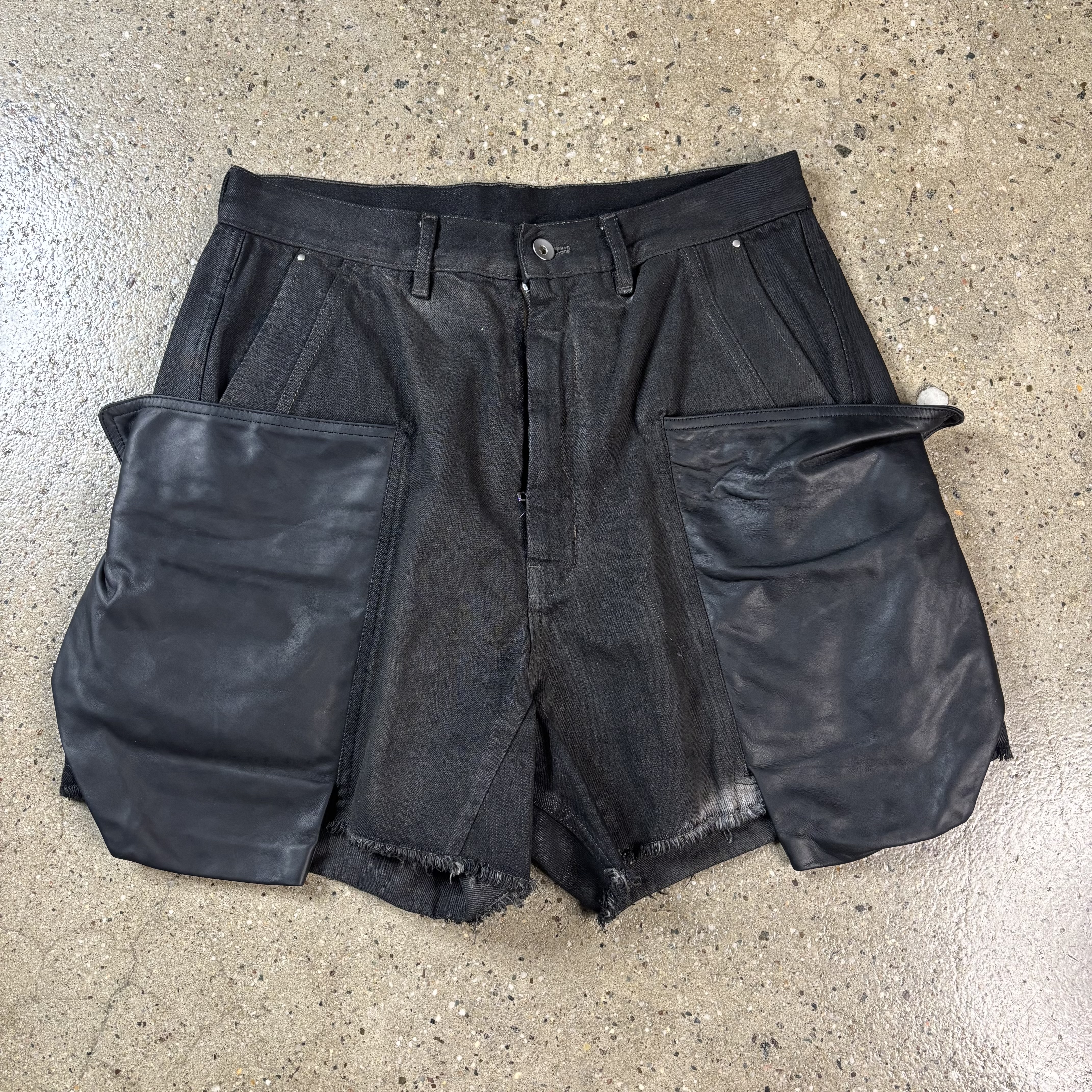 Stefan Cargo Shorts