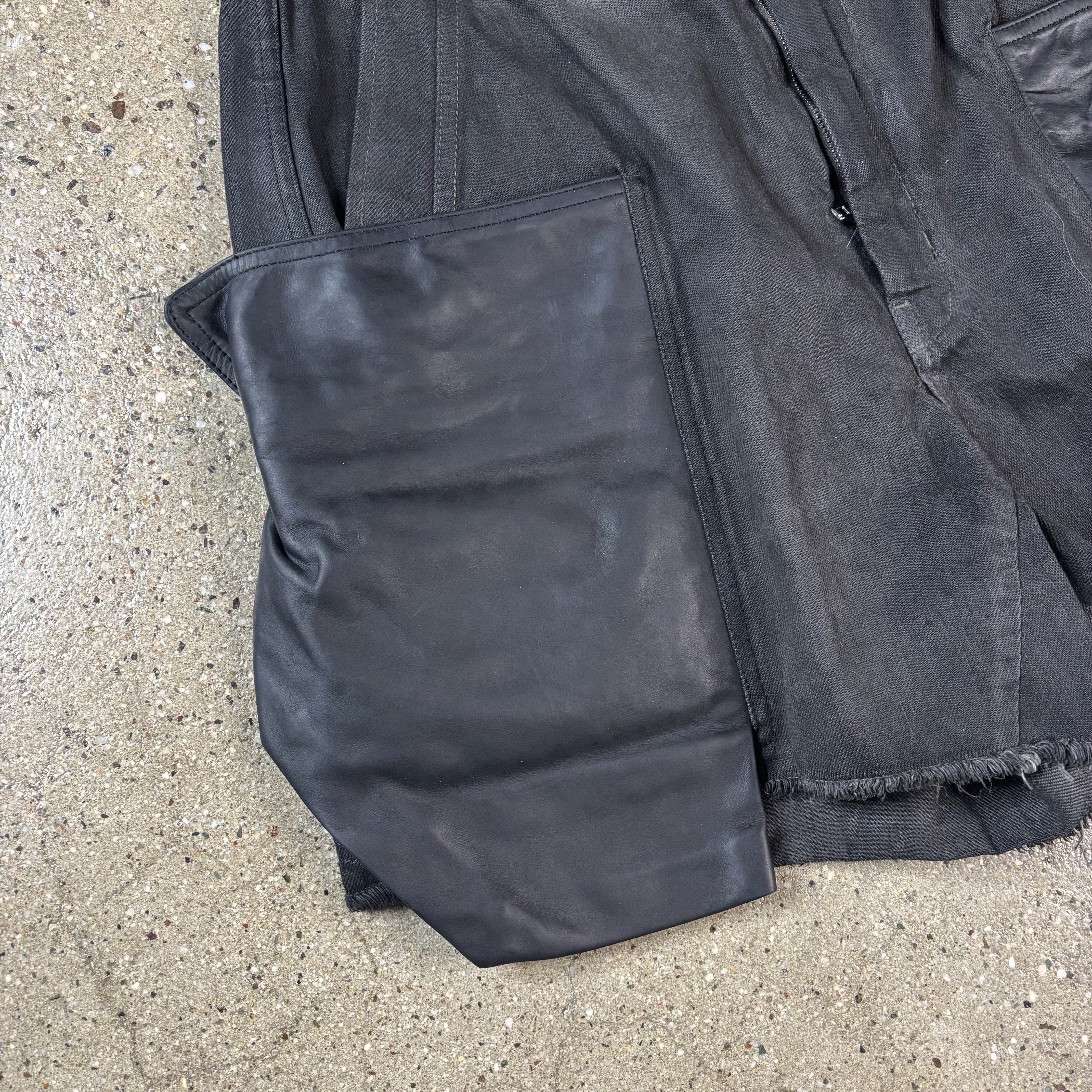 Rick Owens Stefan Cargo Shorts - View 2