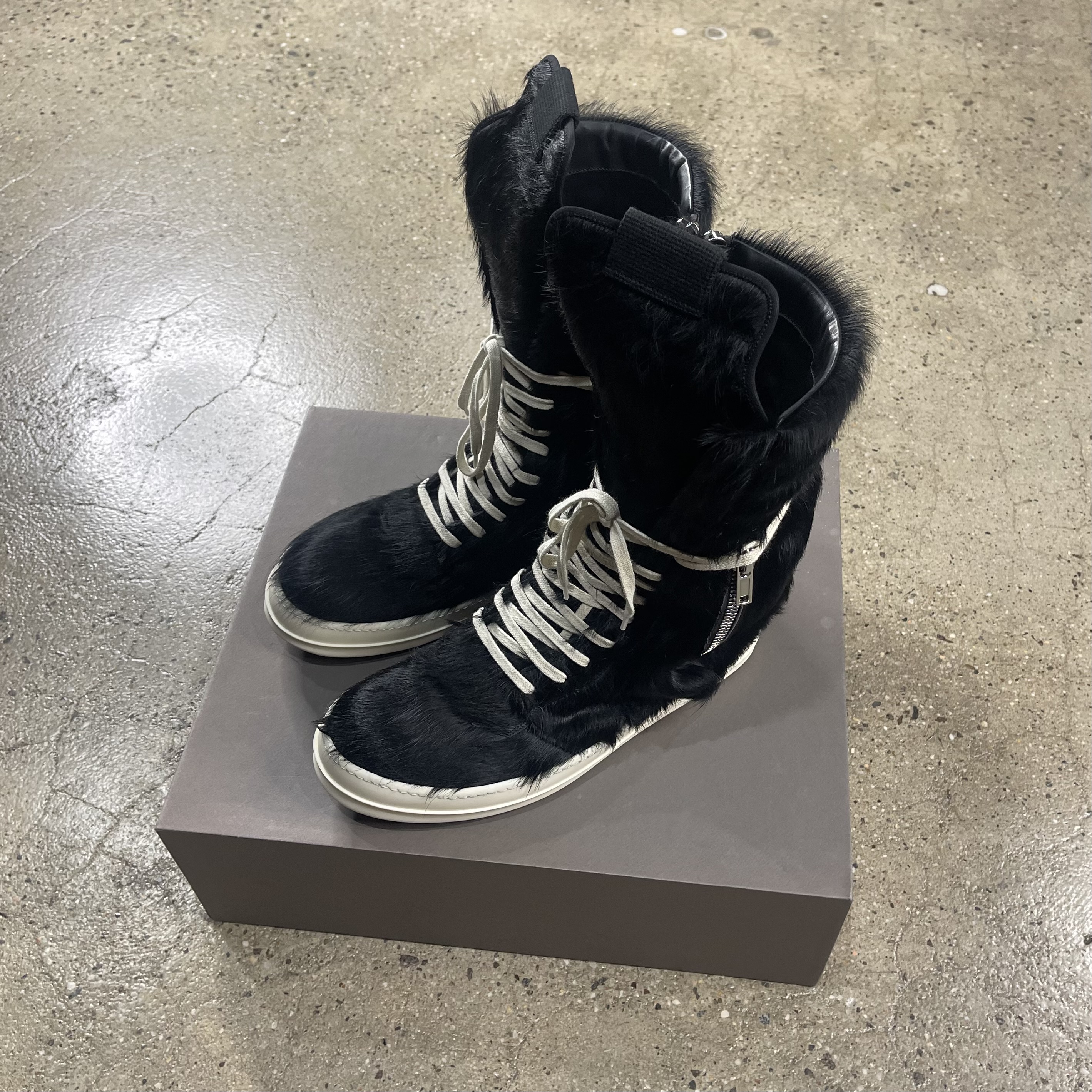 Rick Owens Fur Cargobasket Sneakers - View 3